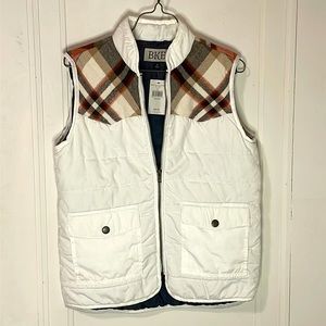 BKE new puffer vest with plaid details, never worn